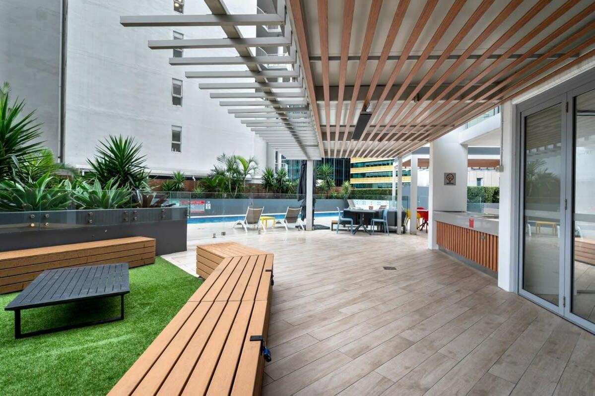 City Living - Brisbane River-View 2 Bedroom Apt 외부 사진