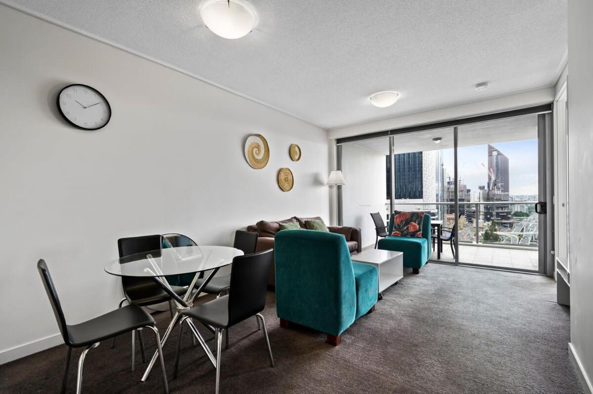 City Living - Brisbane River-View 2 Bedroom Apt 외부 사진