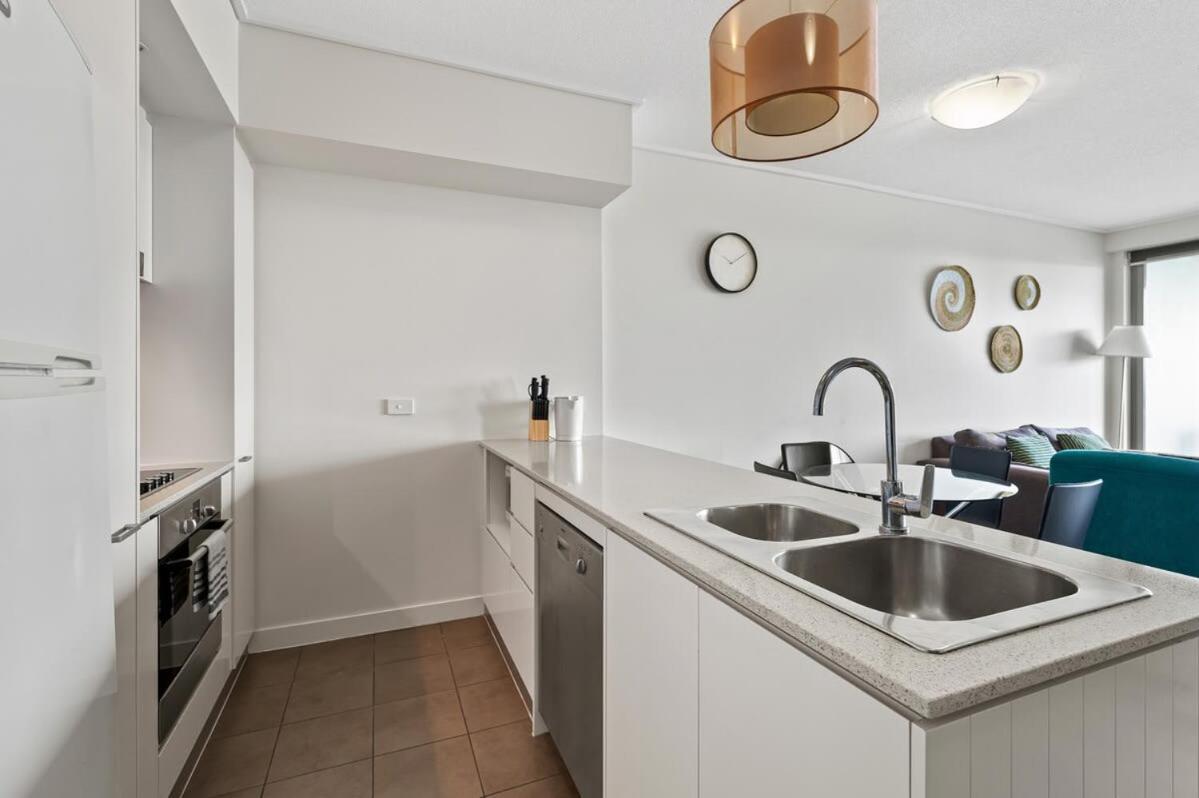 City Living - Brisbane River-View 2 Bedroom Apt 외부 사진