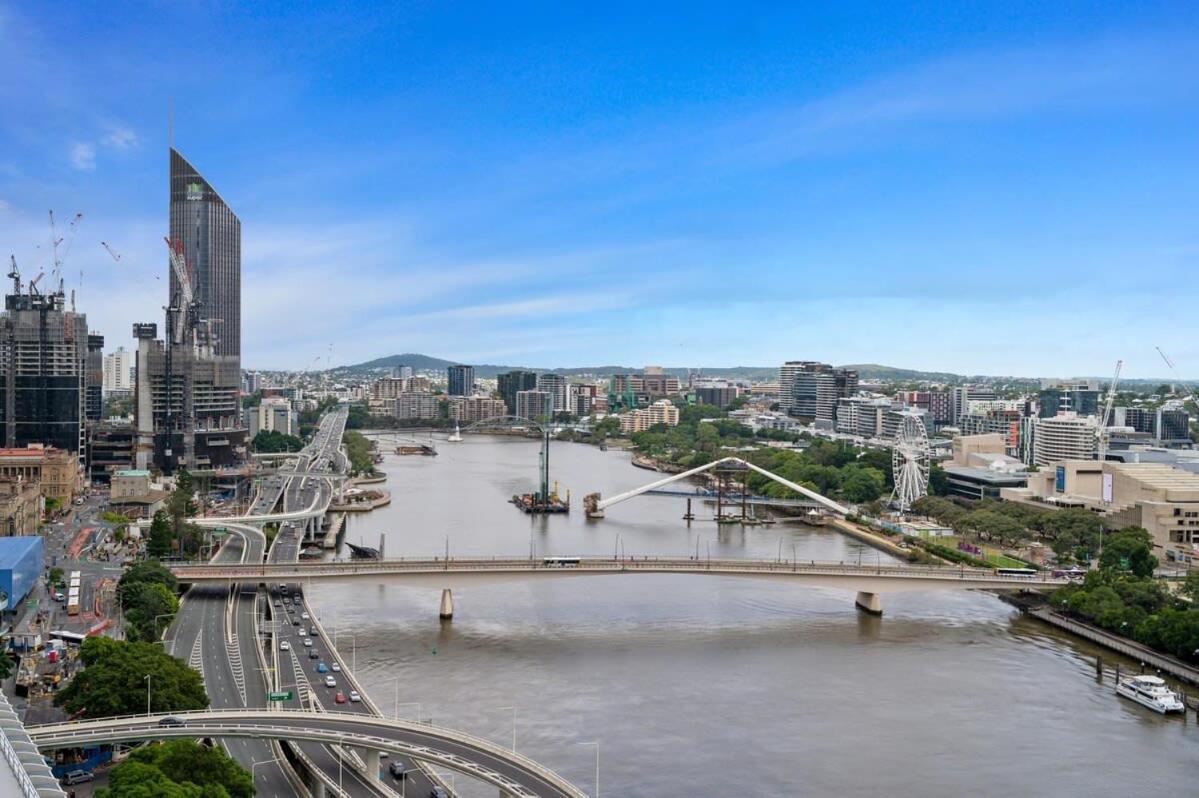 City Living - Brisbane River-View 2 Bedroom Apt 외부 사진